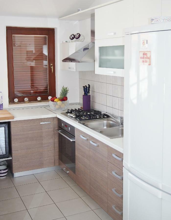 Apartmani Porat Malinska Ngoại thất bức ảnh